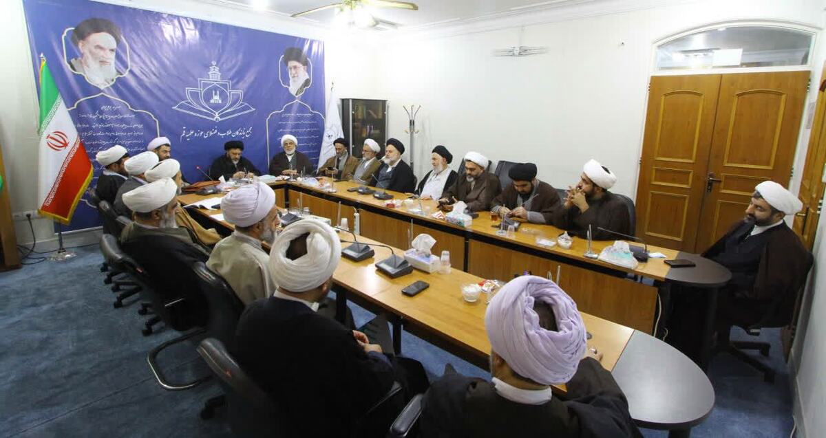 دیدار صمیمی نمایندگان طلاب مازندران با رئیس مجمع نمایندگان طلاب