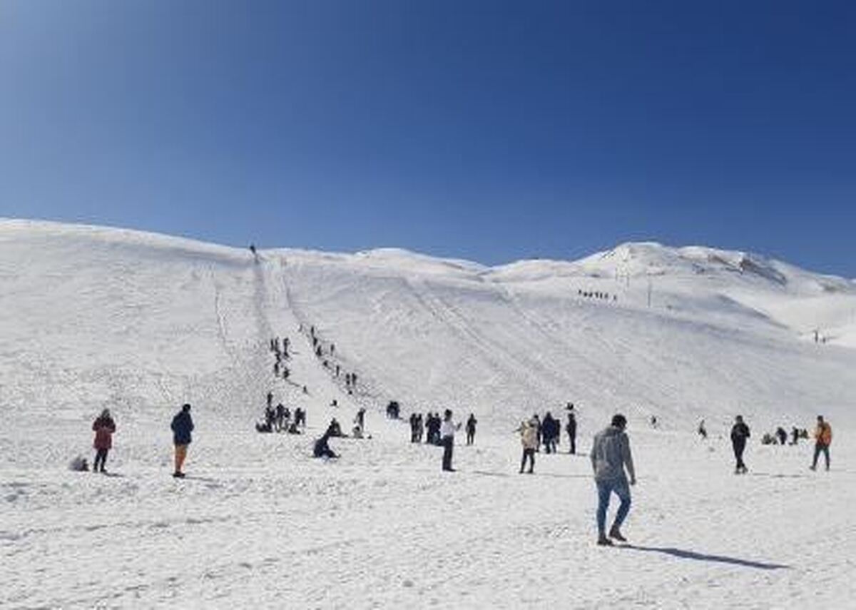 مصدومیت ۸۹ نفر در پی برف بازی در پیست اسکی سپیدان