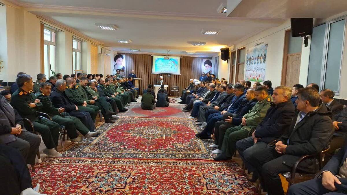 نظام جمهوری اسلامی با توطئه و تهدید از بین‌رفتنی نیست