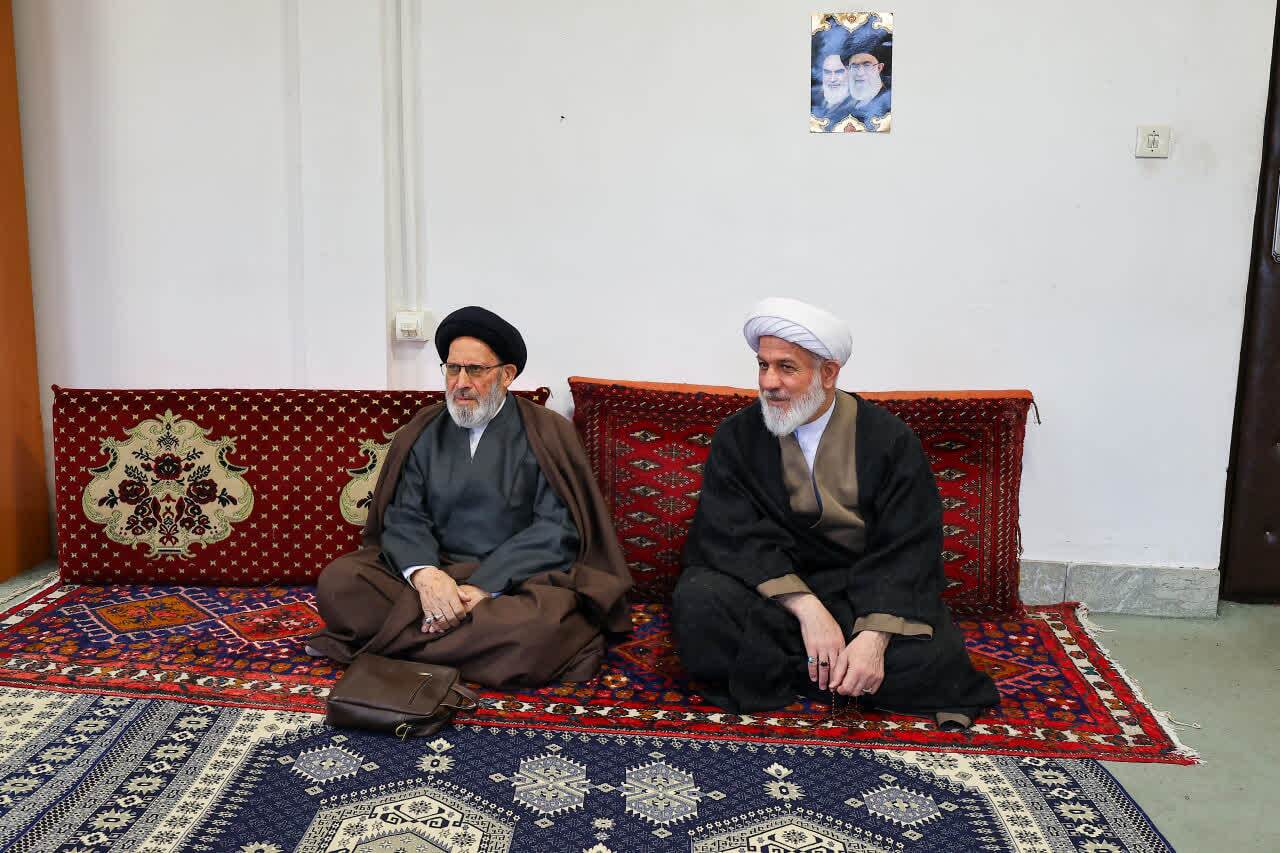 نماینده ولی‌فقیه در آذربایجان شرقی با اساتید پیشکسوت حوزه علمیه بناب دیدار کرد+ تصاویر