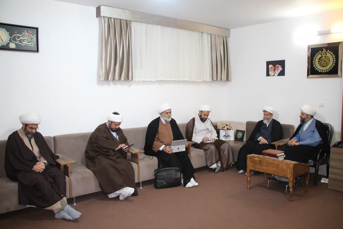 سفر مدیر حوزه علمیه فارس به فسا گامی مؤثر در احیای ظرفیت‌های حوزوی