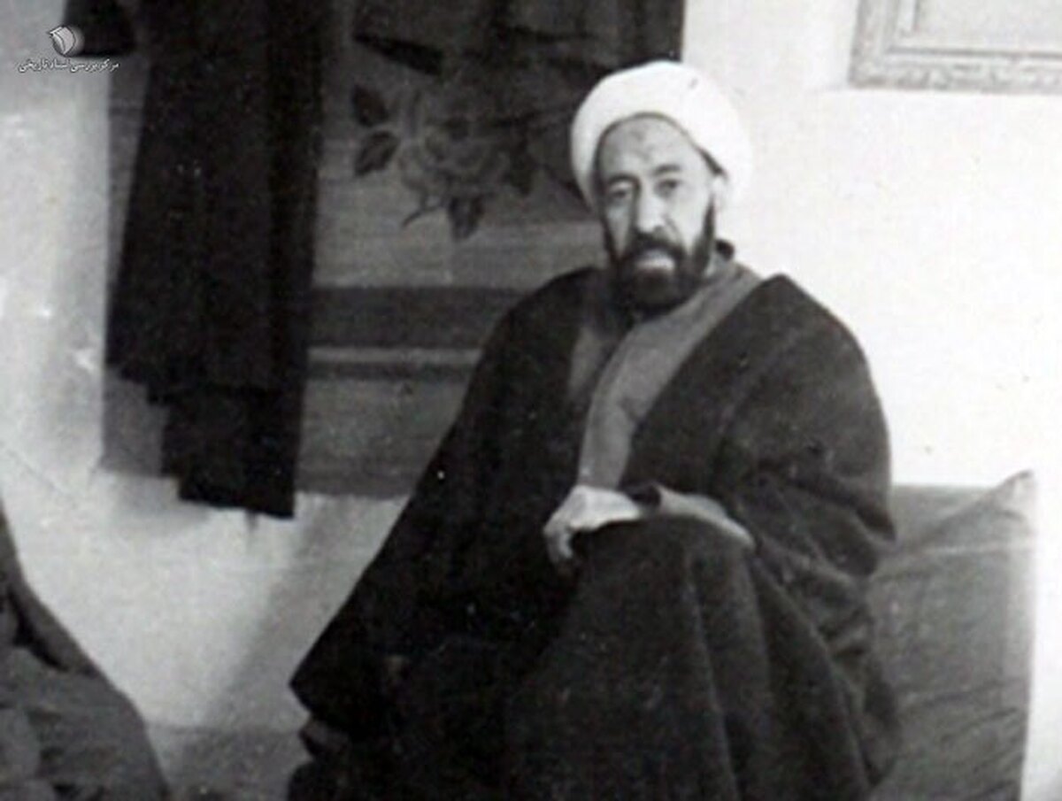 شیخ محمود حلبی: ما قصد نداریم با این بابا[شاه] دربیفتیم