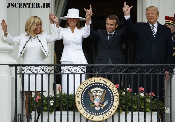 نشان دادن علامت شیطانی شاخ شیطان توسط امانوئل مکرون