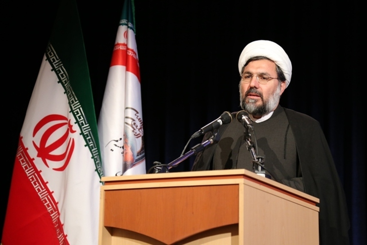 مبلغان، شنونده باشند/وظیفه اصلی ما، نورانی کردن دل‌ها و ثبات‌بخشی به افکار عمومی است