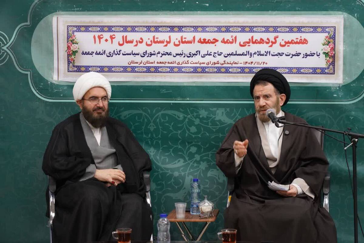 مسجد زنده با حضور امام جماعت فعال شکل می‌گیرد