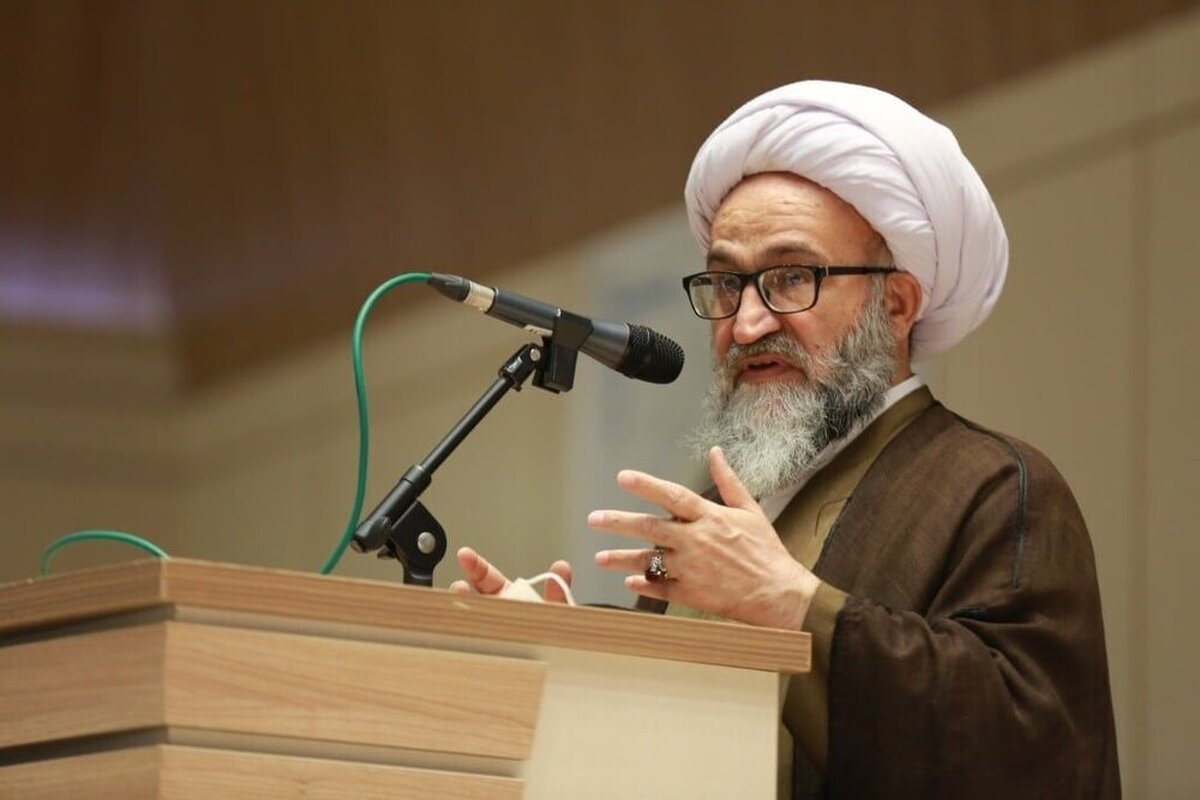 حضور در راهپیمایی ۲۲ بهمن، واجب شرعی است+ فیلم