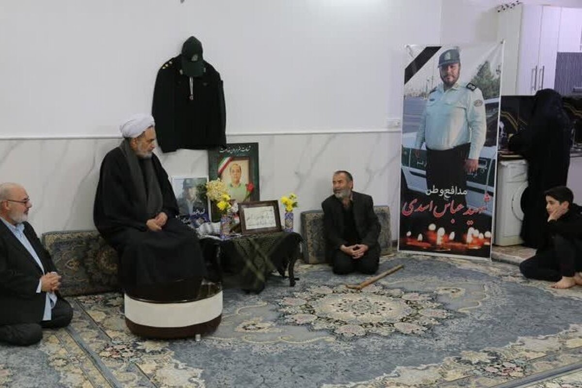 دیدار رئیس هیئت امنای دفتر تبلیغات اسلامی با خانواده شهید اسدی