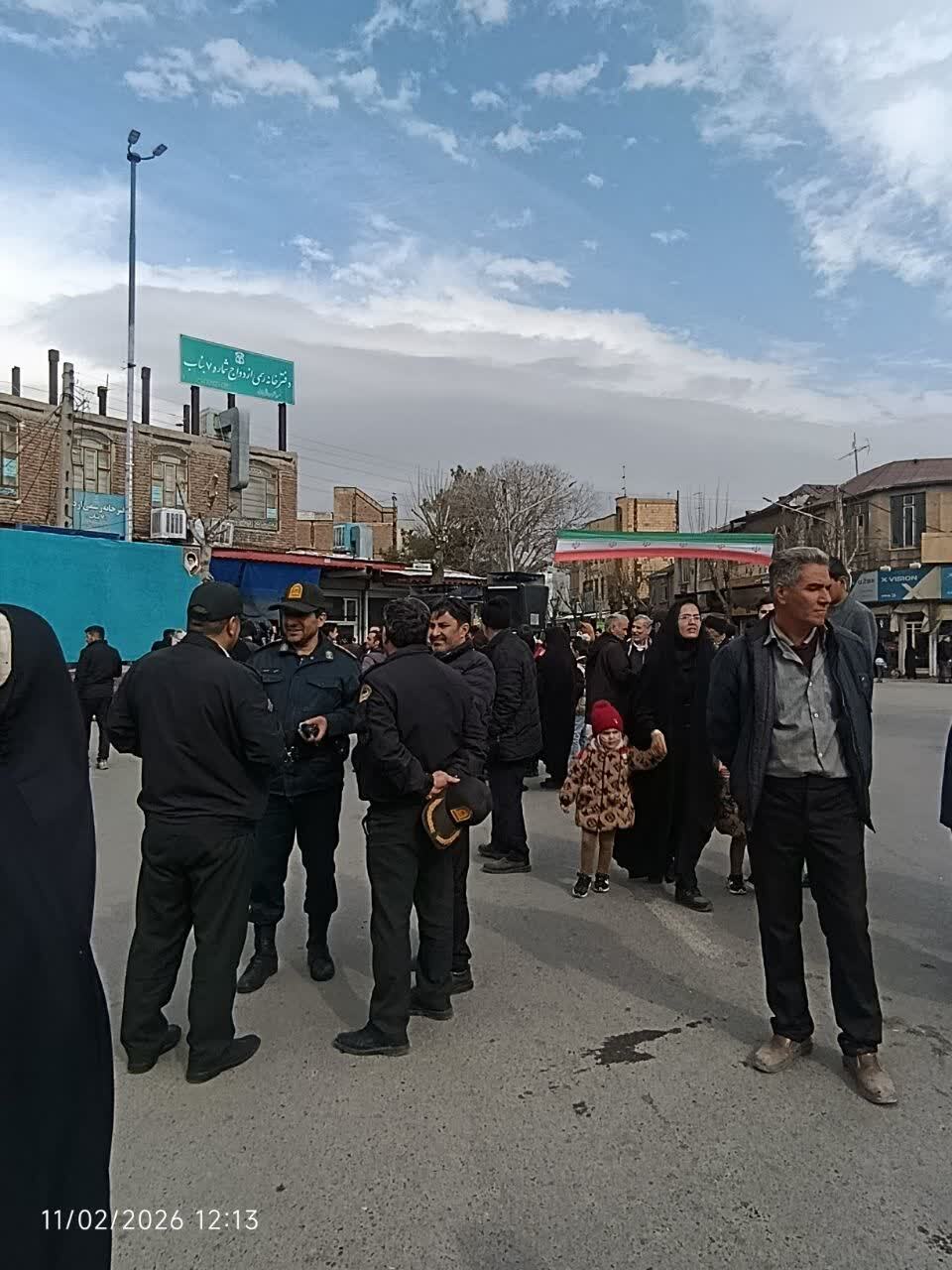 حضور پرشور و دشمن‌شکن مردم بناب در راهپیمایی یوم‌الله ۲۲ بهمن+ تصاویر