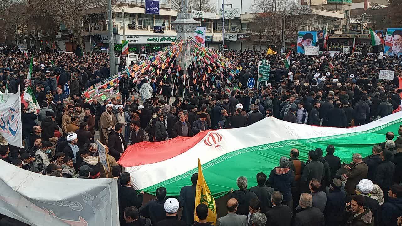 حضور بی‌نظیر مردم مراغه در راهپیمایی چهل‌ و هفتمین فجر انقلاب اسلامی+ تصاویر