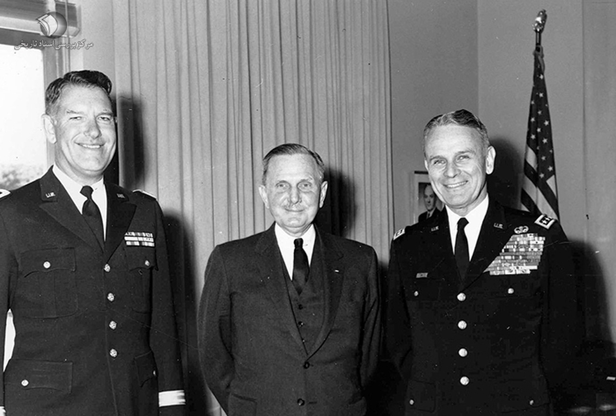 مستشاران ۸ هزار دلاری آمریکایی! / رده بالای سازمان امنیت دنبال کسب و کار بودند