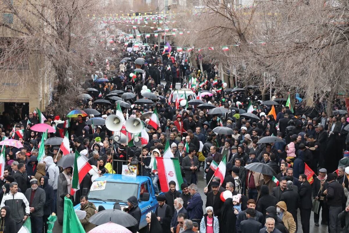 راهپیمایی ۲۲ بهمن ثبت حماسه‌ای جهانی و پیامی از وحدت و ایستادگی ملت ایران