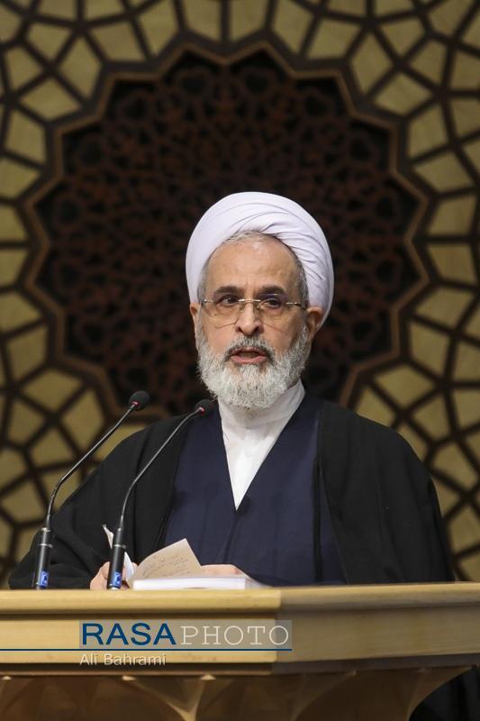 گزارشی از بیستوهفتمین همایش کتاب سال حوزه و نهمین جشنواره مقالات علمی//م گزارشی از بیستوهفتمین همایش کتاب سال حوزه و نهمین جشنواره مقالات علمی//م