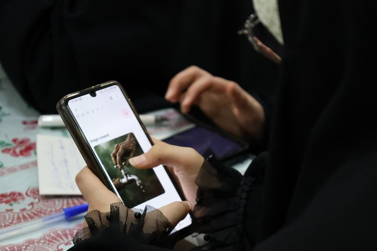 آغاز جشنواره هنرهای تجسمی فجر در شهرکرد با موضوع محوری «آب»