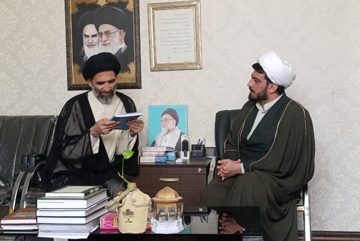 دیدار مدیر پژوهش مدرسه علمیه امیرالمومنین آران و بیدگل با نماینده ولی فقیه در کاشان