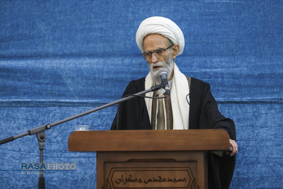 گزارشی از برگزاری گردهمایی فارغ‌التحصیلان و جشن عمامه‌گذاری در مسجد مقدس جمکران