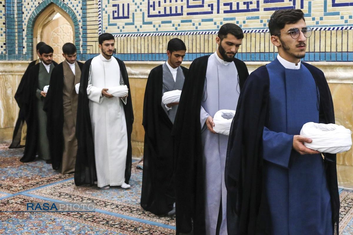 گزارشی از برگزاری گردهمایی فارغ‌التحصیلان و جشن عمامه‌گذاری در مسجد مقدس جمکران