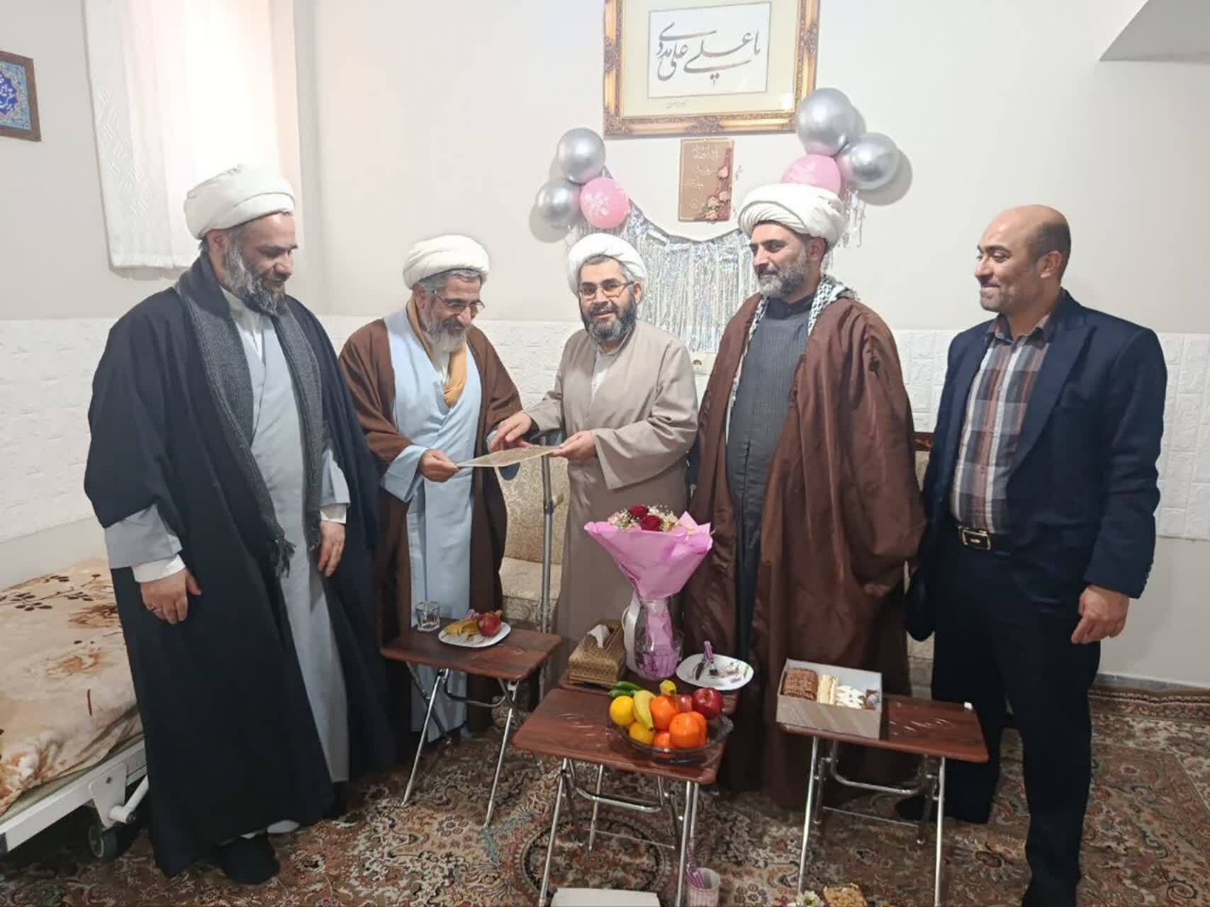 دیدار با یادگاران دفاع مقدس دیدار با یادگاران دفاع مقدس