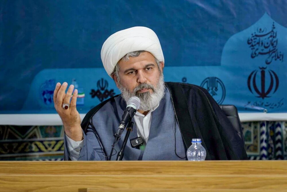 تأکید معاونان تبلیغ حوزه کشور و قم بر هوشیاری فرهنگی، توانمندسازی مبلغان و مقابله با جنگ شناختی