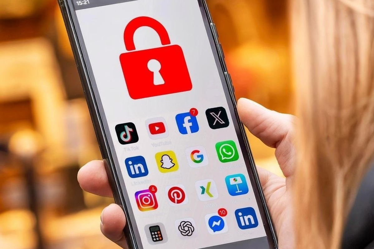 حکمرانی فضای مجازی از اروپا تا آسیا + فیلم