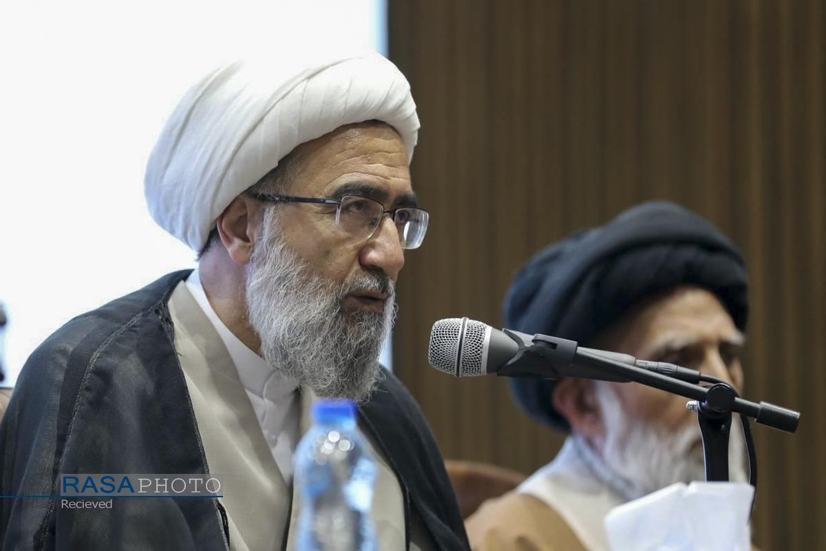 با تمام وجود از مکتب امام خامنه‌ای عزیز پاسداری می‌کنیم/ مسلمانان و مستضعفان به خونخواهی بر می‌خیزند