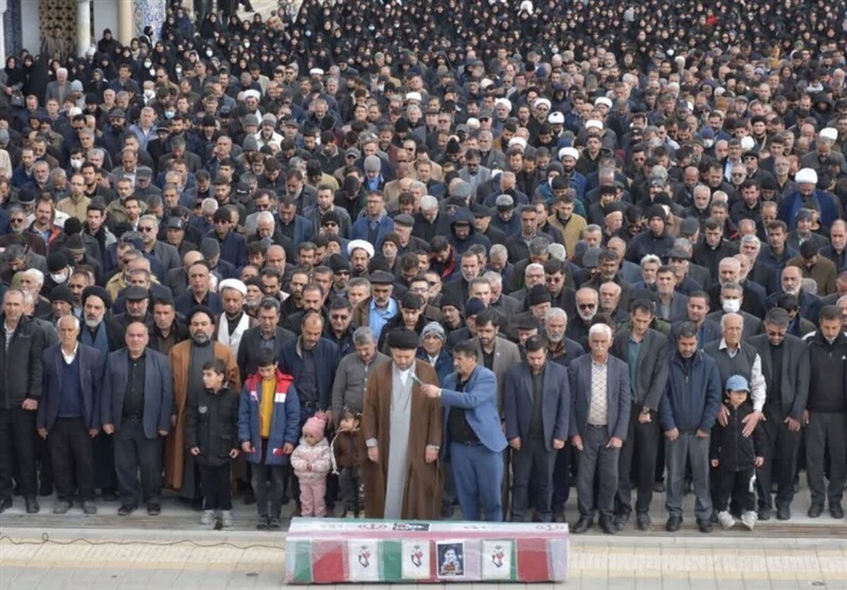 تشییع پیکر مطهر شهید مهدی عباسی در شهرکرد