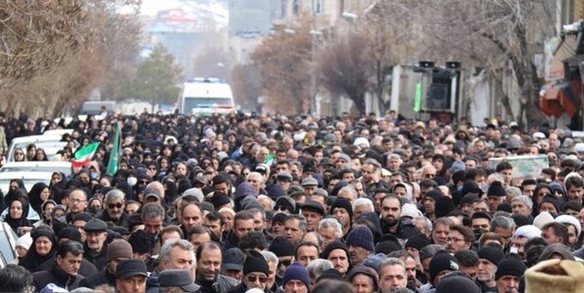 پیکر شهید مدافع وطن در خلخال تشییع شد