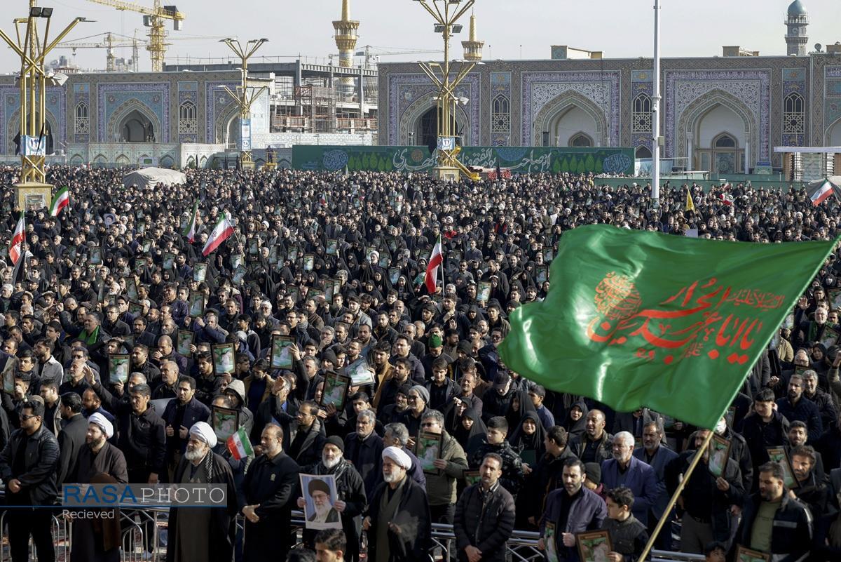 خشم و انزجار ملت ایران علیه استکبار جهانی در انتقام خون امام شهید
