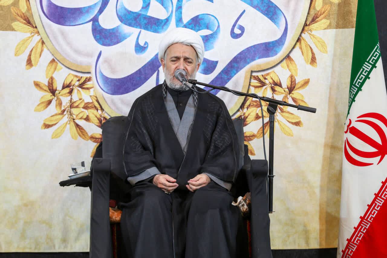 حضور امام جمعه تبریز در مراسم ولادت امام حسن مجتبی و یادبود شهدای اقتدار استان+ تصاویر