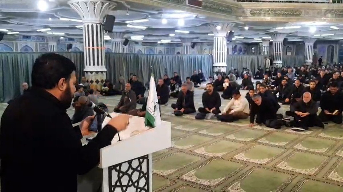 لحظه اعلام رهبری آیت‌الله سیدمجتبی خامنه‌ای در شهرکرد/بیعت مردم چهارمحال وبختیاری با رهبر انقلاب + فیلم