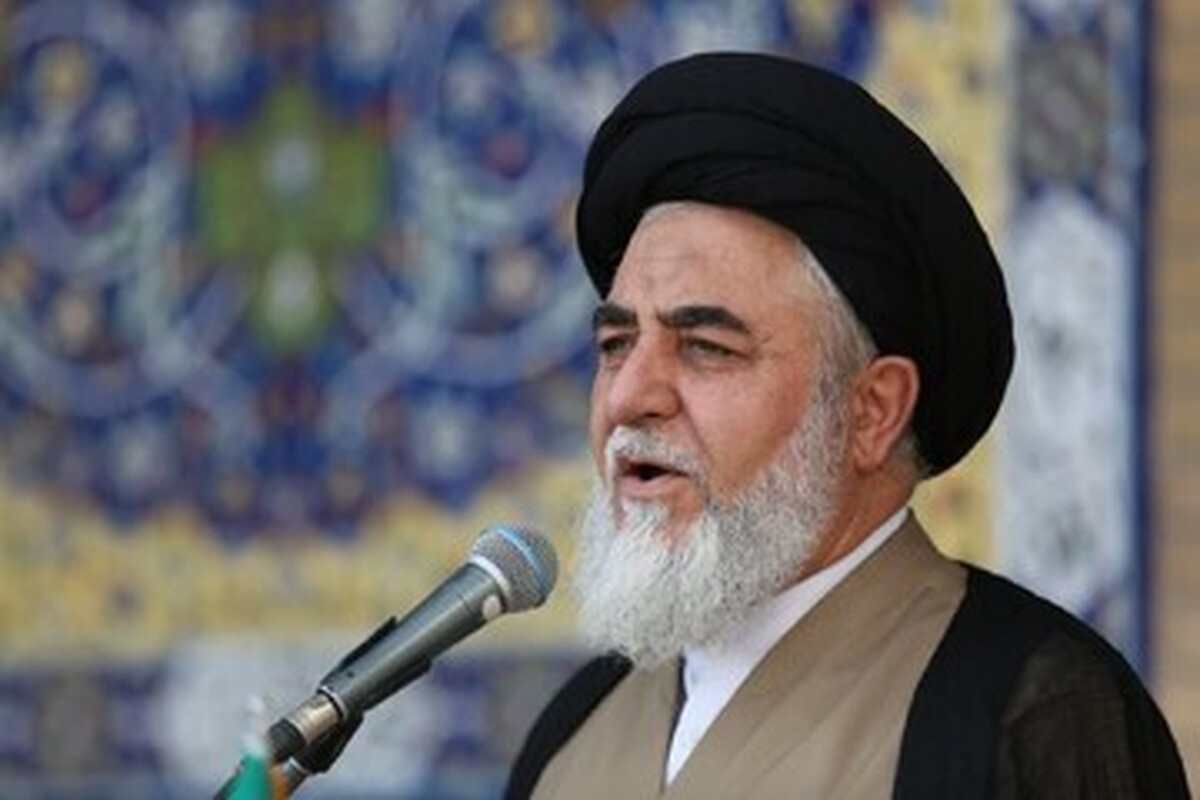 با خون خود با آیت الله سید مجتبی خامنه‌ای بیعت می‌کنیم + فیلم
