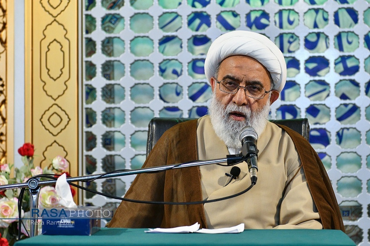 انتخاب آیت الله سید مجتبی خامنه ای مرهمی بر آلام کشور است