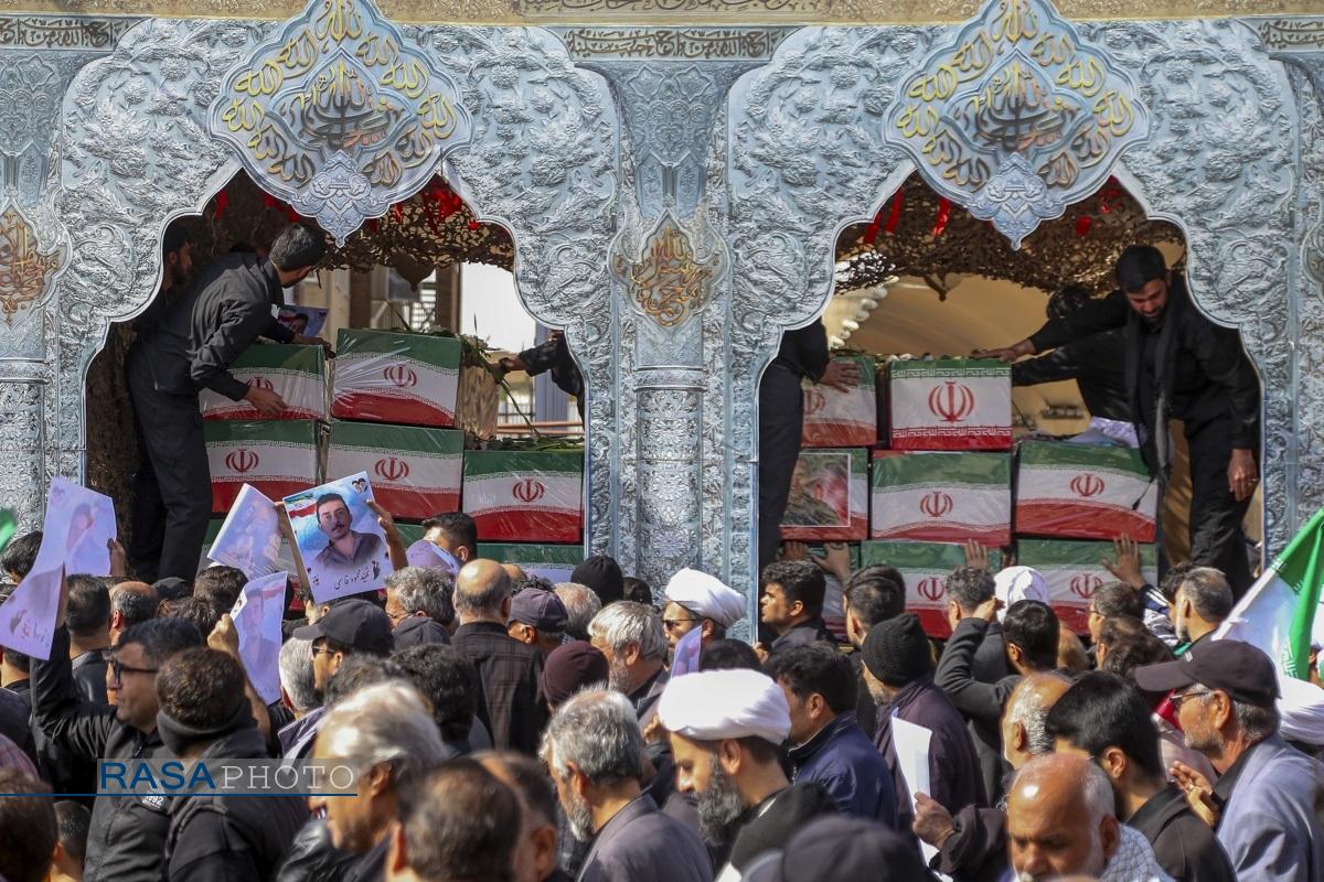 آئین تشییع و تدفین ۱۸ شهید جنگ رمضان در قم