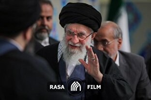 پنجره ای به محفل انس با قرآن کریم در حضور رهبر معظم انقلاب