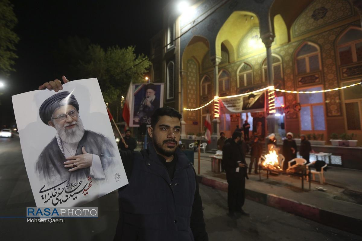 رهبر، سکان دار وحدت و ناخدای هدایت