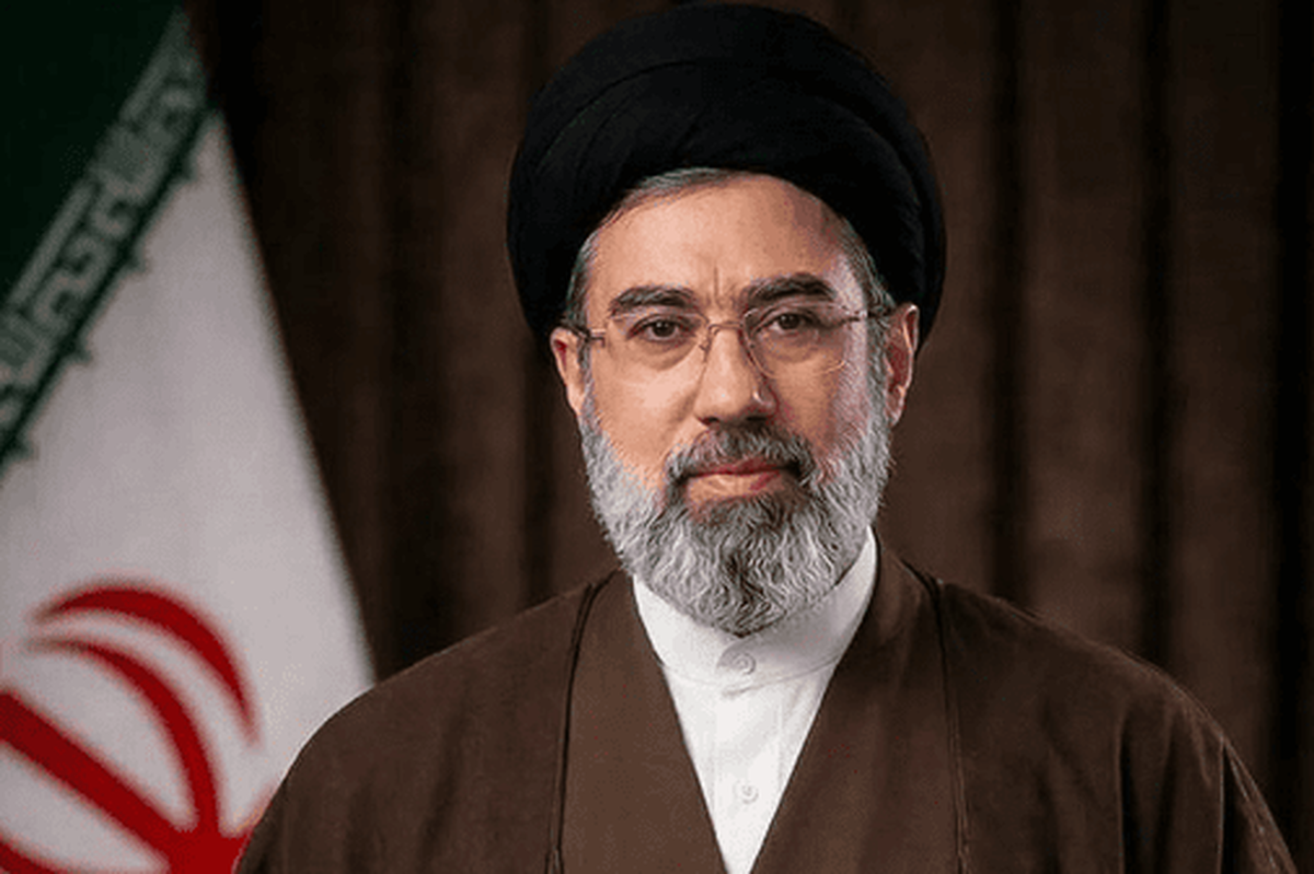 بیعت حجت الاسلام محمدی خراسانی با آیت‌الله سید مجتبی حسینی خامنه‌ای
