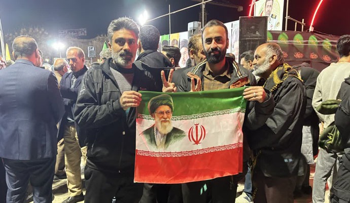 مردم کاشان پای کار انقلاب