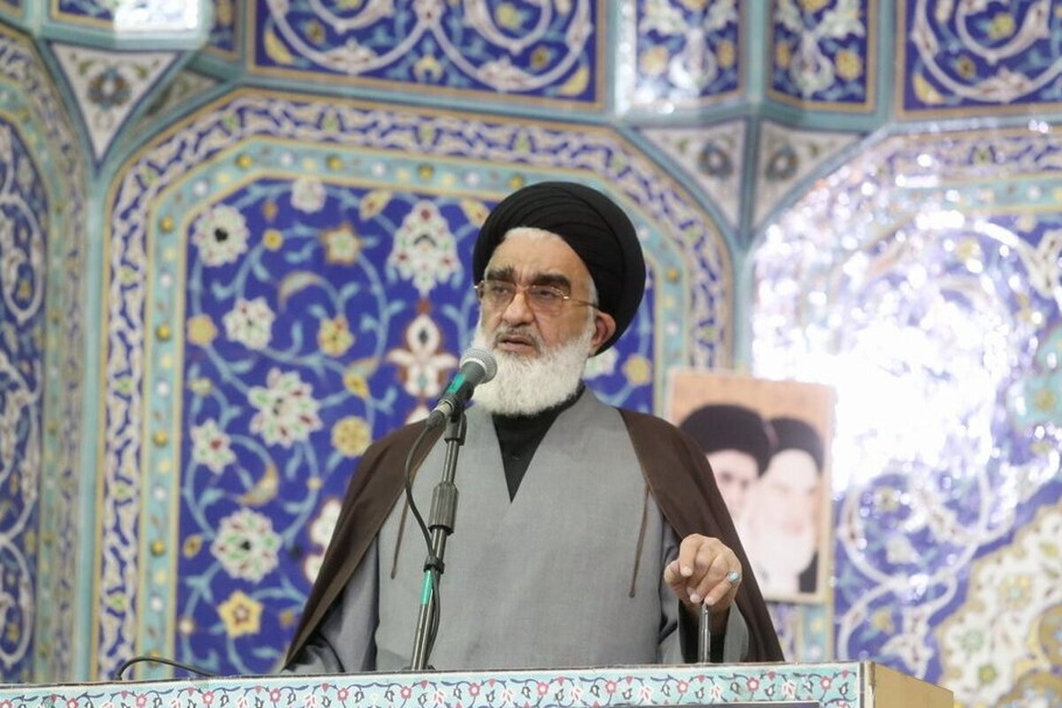 ملت ایران علی رغم مصیبت بزرگ چون کوه ایستاده اند/ خون رهبر شهیدمان، هزاران سردار برای آزادی قدس تربیت می کند