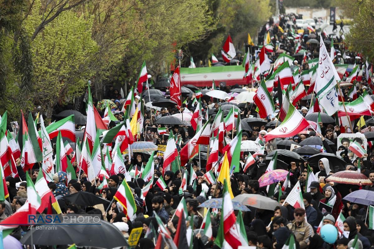 خروش سراسری ملت در روز جهانی قدس ۱۴۰۴؛ پیمان وفاداری با رهبر جدید انقلاب در میانه خاکستر تجاوز و شهادت