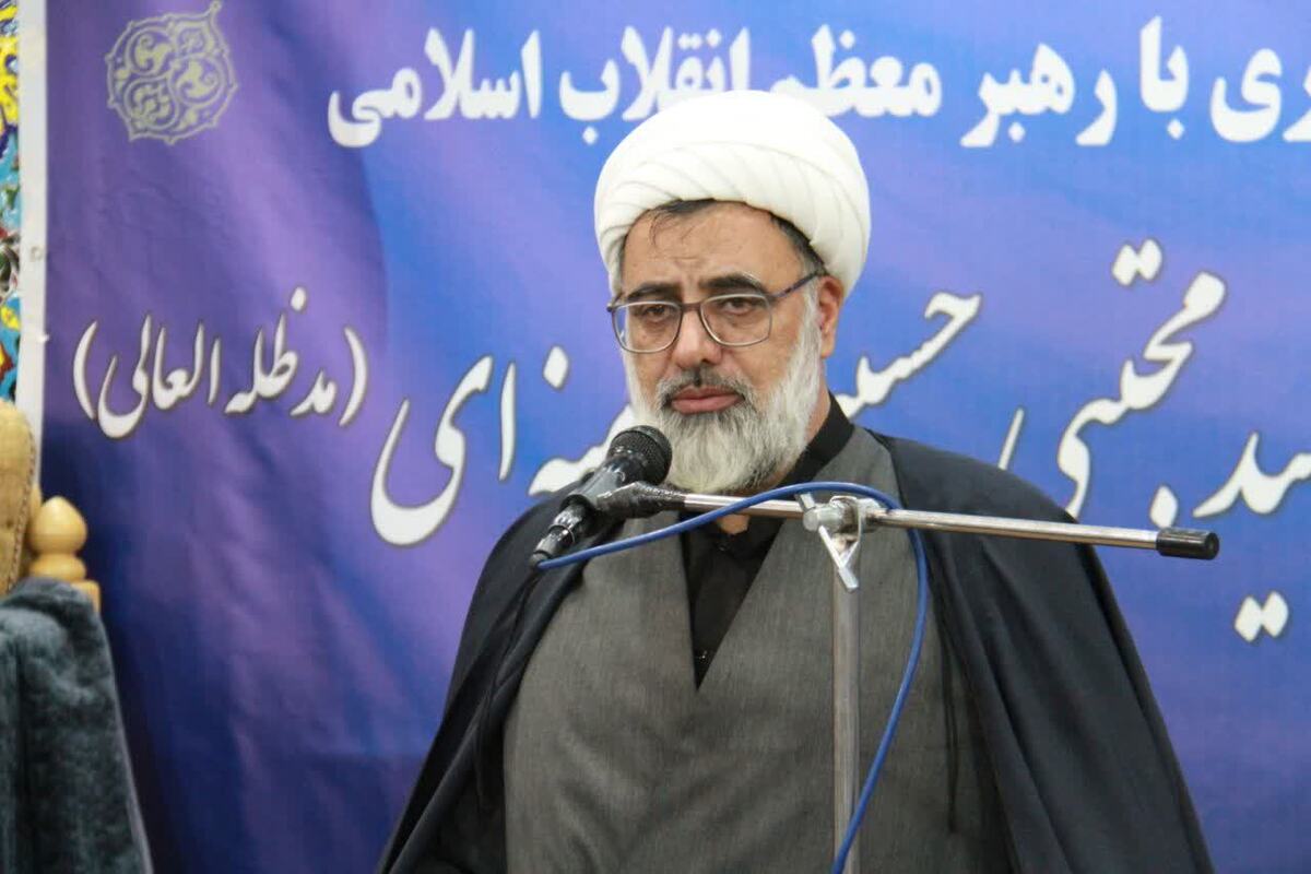 رهبر معظم انقلاب به مسائل نظامی و امنیتی شناخت و اشراف کامل دارند