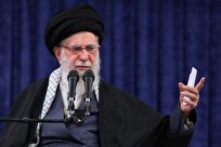 مثلِ ما با مثلِ یزید بیعت نخواهد کرد