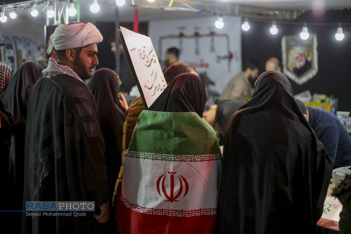 گزارشی از فعالیت‌های جهادی هنرمندان قم در موکب هنر و رسانه