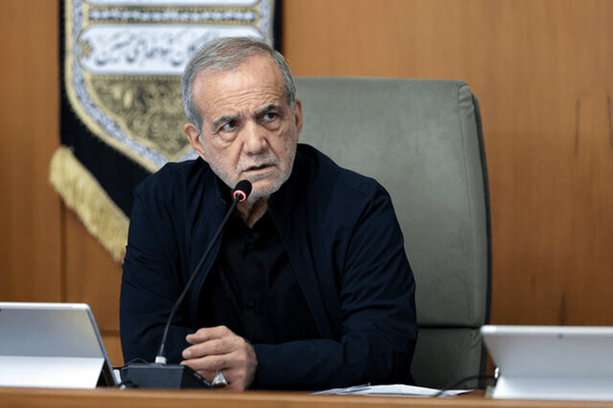 ما با کسانی که منطقه را به هم زدند مبارزه می‌کنيم/ نیازی به حضور بیگانگان در منطقه نداریم