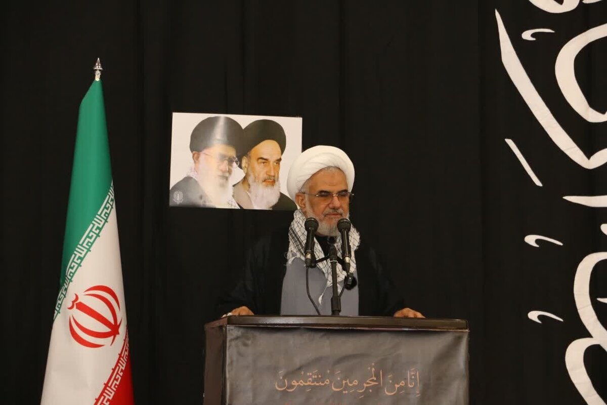 آمریکا در دام صهیونیست‌ها گرفتار شد