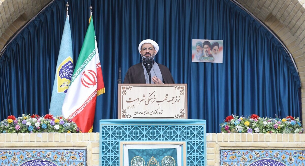 حضور با بصیرت مردم در کنار نیروهای مسلح، دشمن را سردرگم کرده است