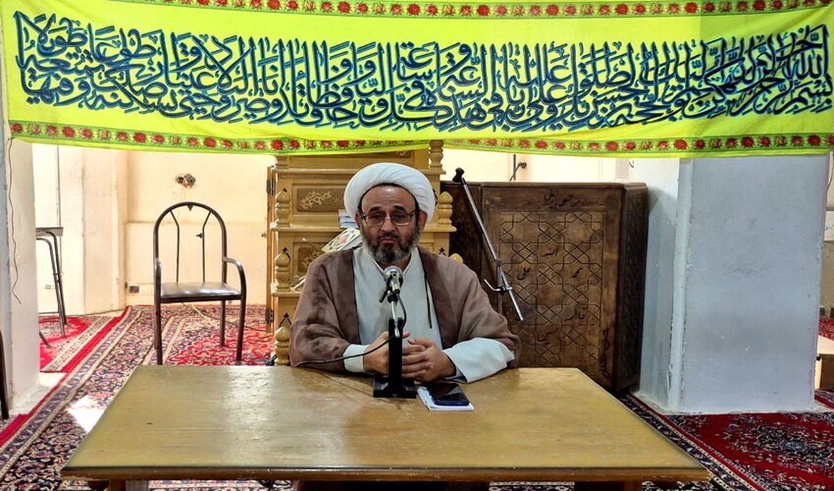 ماه رمضان ماه قیام و تلاش برای ساختن جامعه کامل است