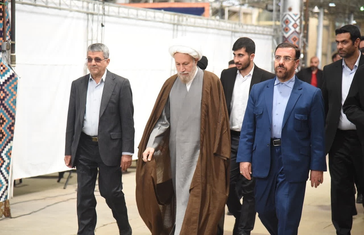 مسئولان رویکرد جهادی را سرلوحه امور قرار دهند