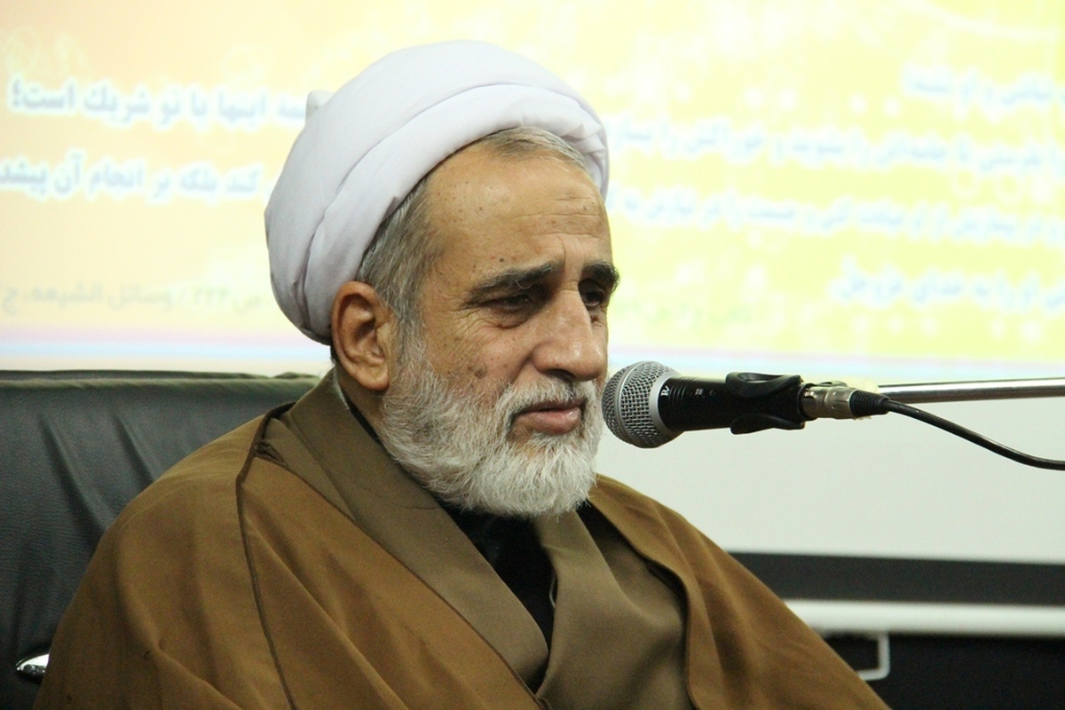 مبانی دینی دفاع مشروع و مقابله با پیمان شکنان/متجاوز باید سر جای خود نشانده شود