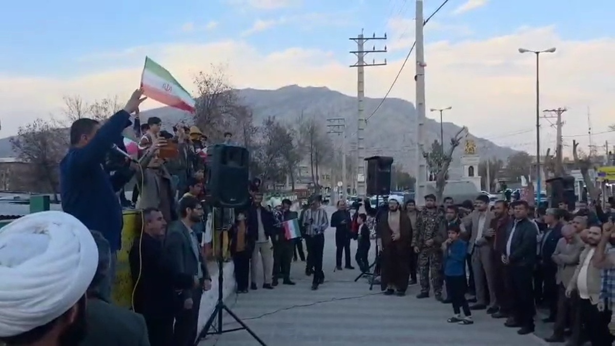فیلم | اجتماع خودجوش مردمی و دانشجویی در لردگان و بروجن