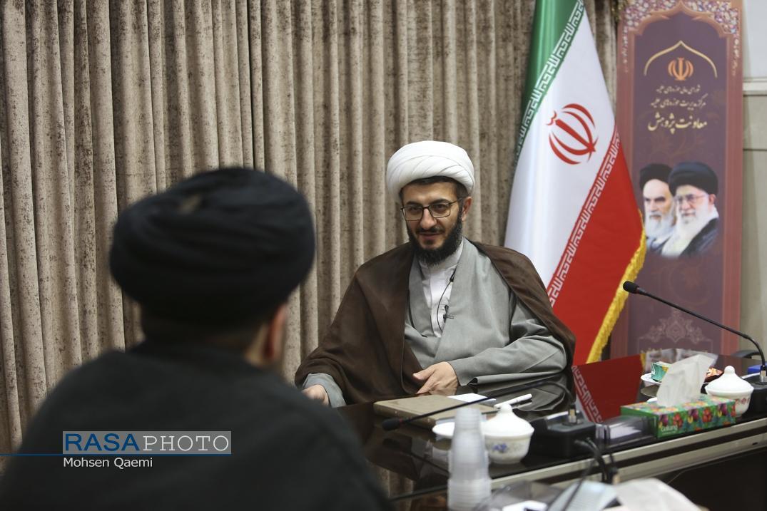 گفت‌وگوی اختصاصی خبرگزاری رسا با معاون پژوهش حوزه + عکس