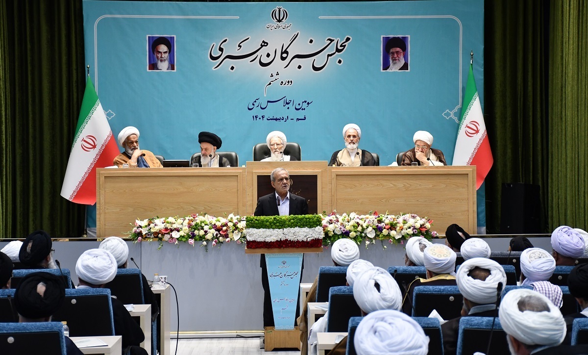 رفع مشکلات کشور در گرو همکاری و وحدت همه بخش ها است